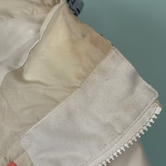 Burton women’s ski jacket / snowboard jacket, size small - Picture 12 of 13